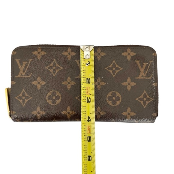 Louis Vuitton Monogram Leather Long Zippy Wallet - Picture 13 of 15